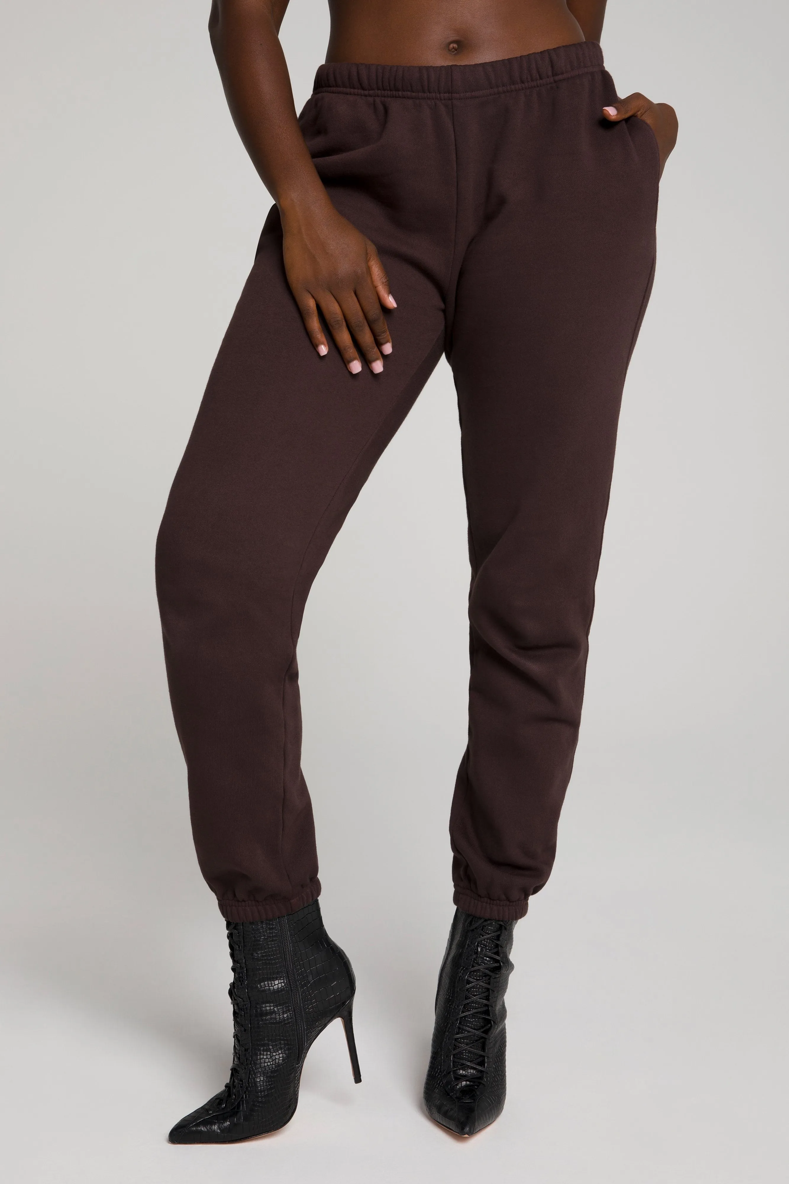 BOYFRIEND SWEATPANTS | COFFEE001