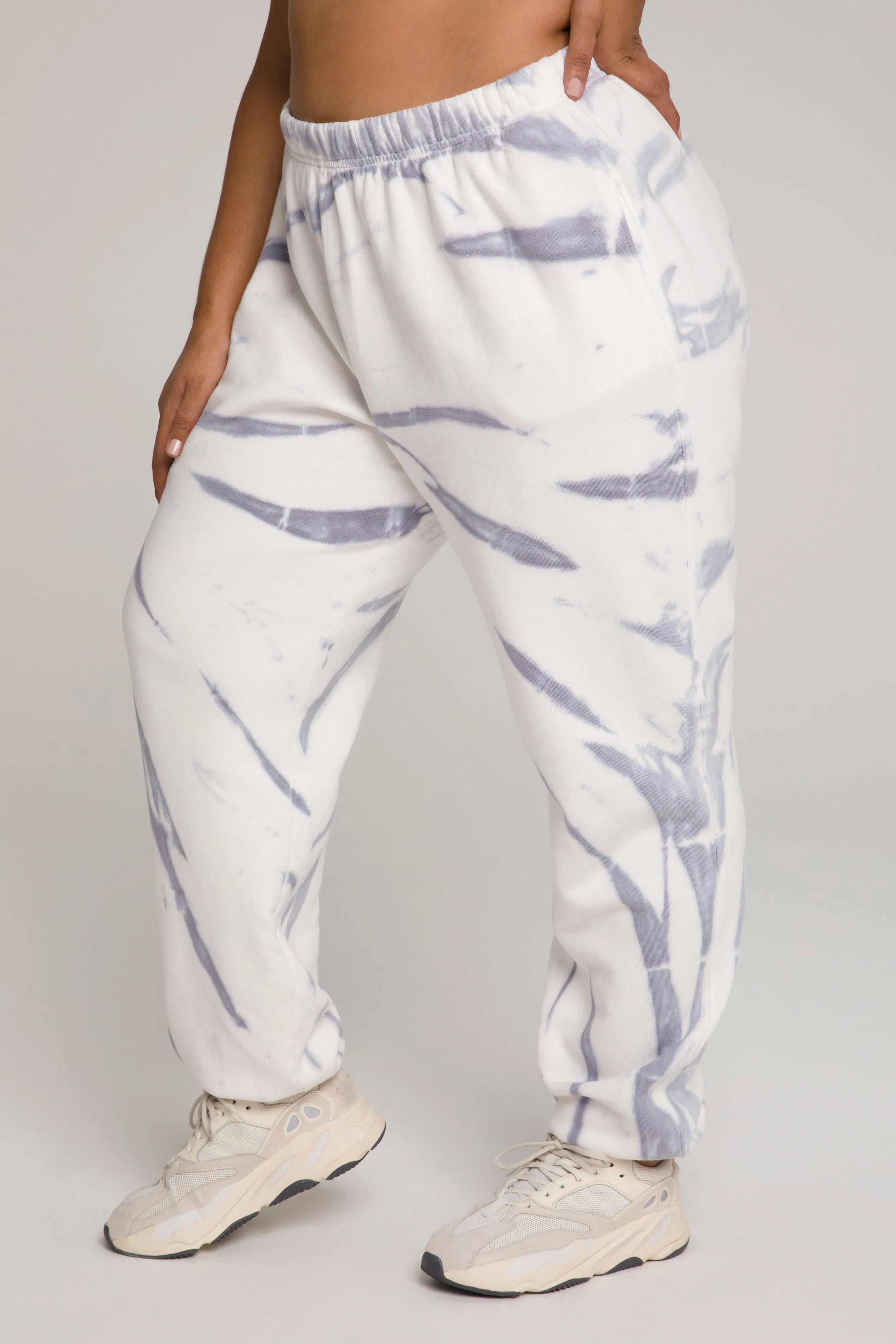 BOYFRIEND SWEATPANTS | LILAC TIE DYE001