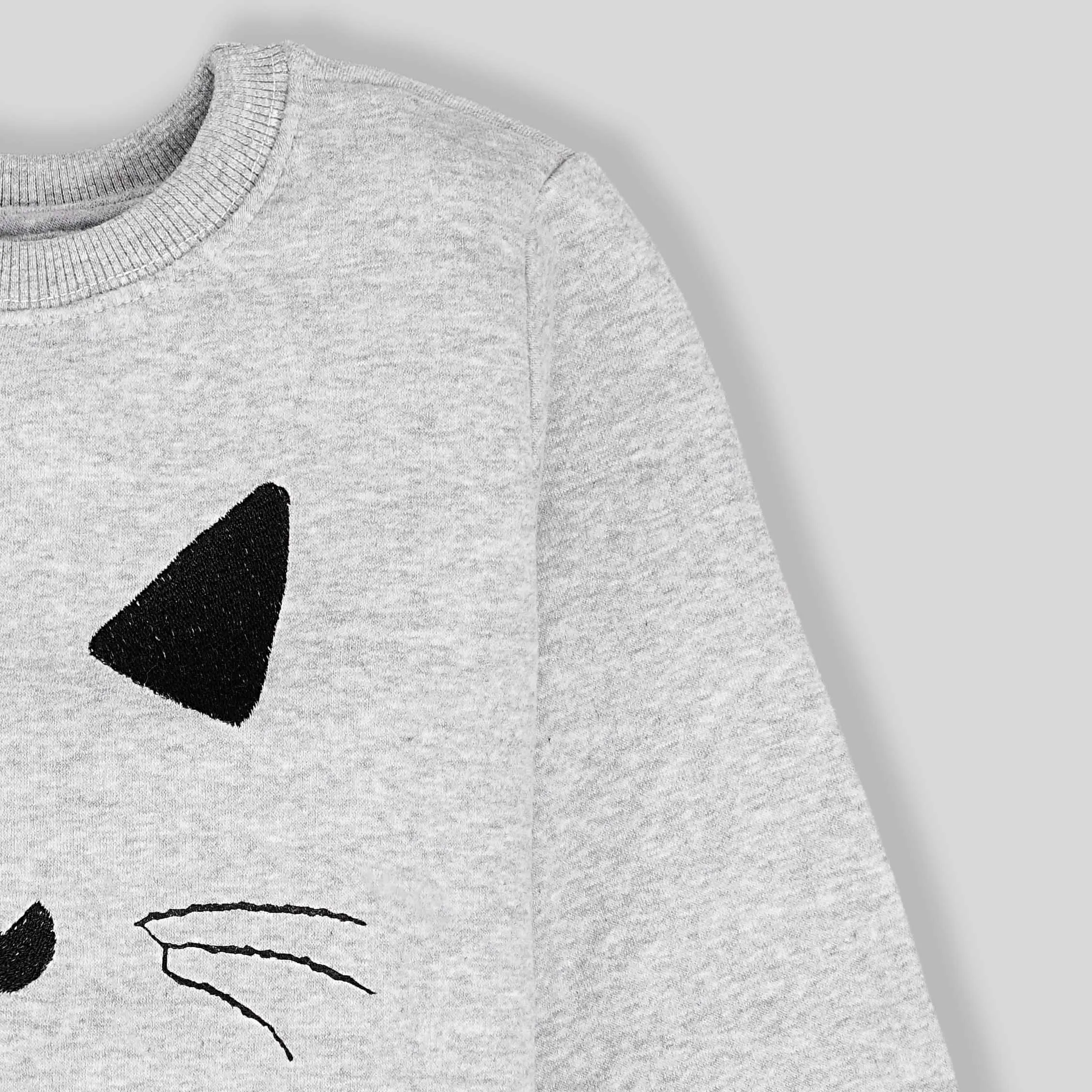 C1077 ZR Cat Grey Sweatshirt