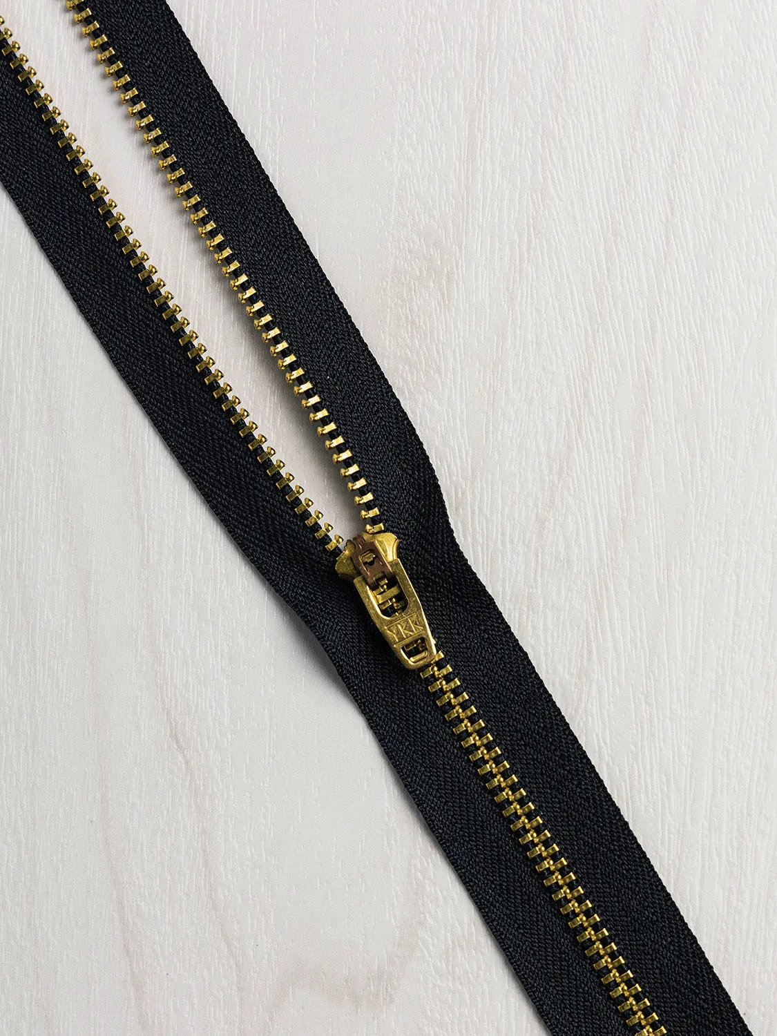 Closed-End YKK Jeans Zipper with Metal Teeth