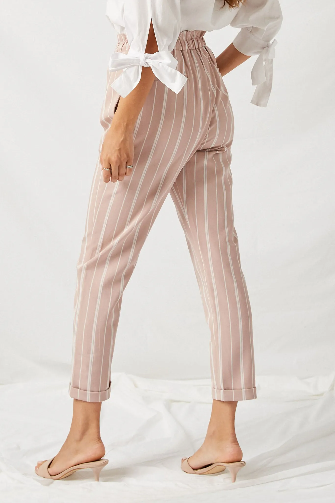 Elastic Paperbag Waist Cropped Pant