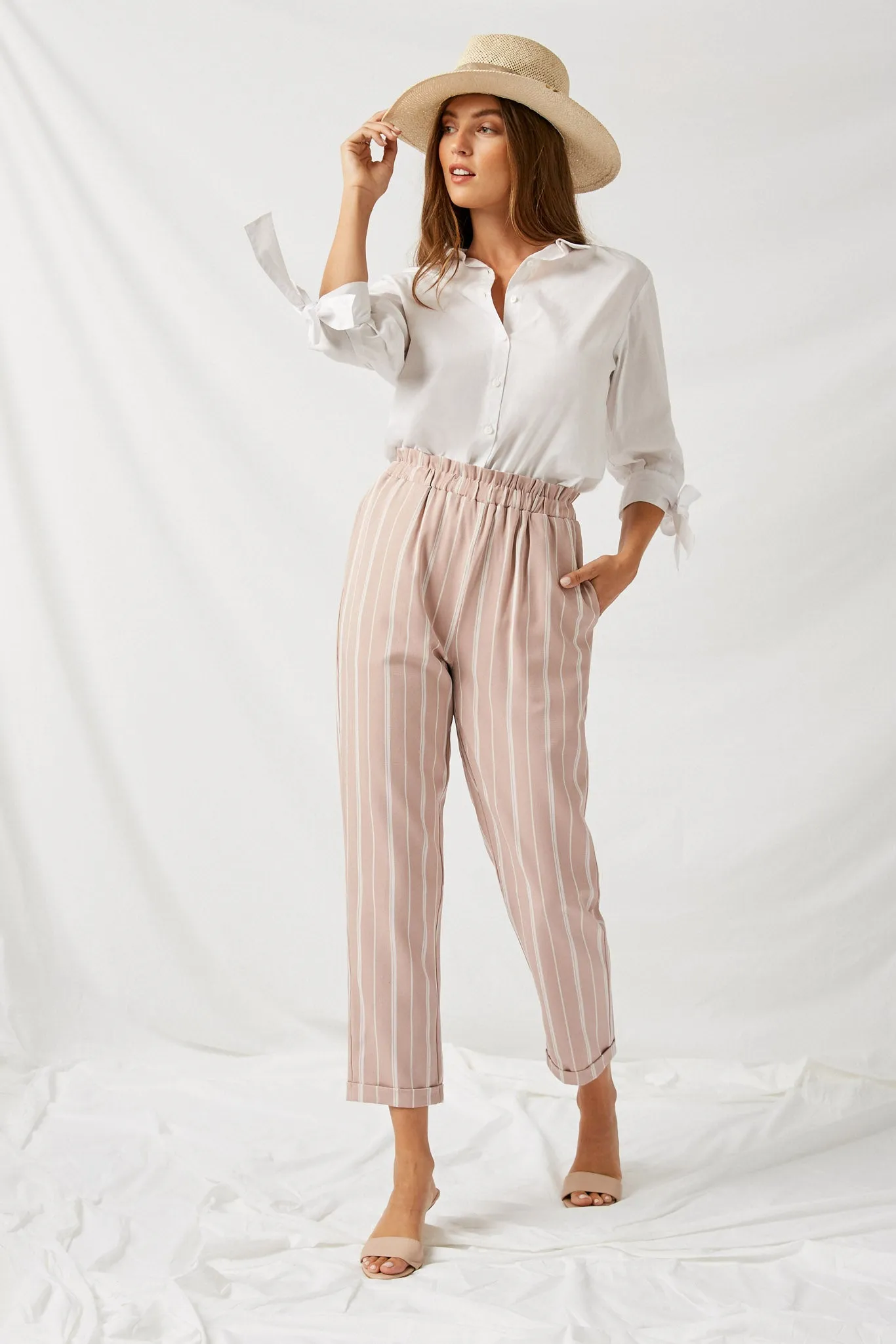 Elastic Paperbag Waist Cropped Pant