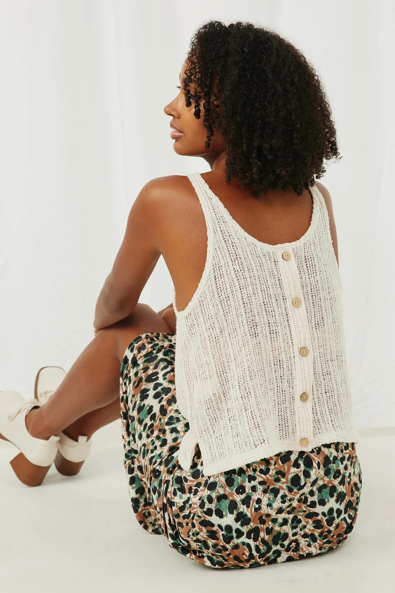 Loose Knit Ribbed Button Back Tank