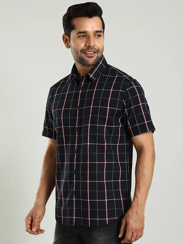 Men Checked Half Sleeve Cotton Shirt