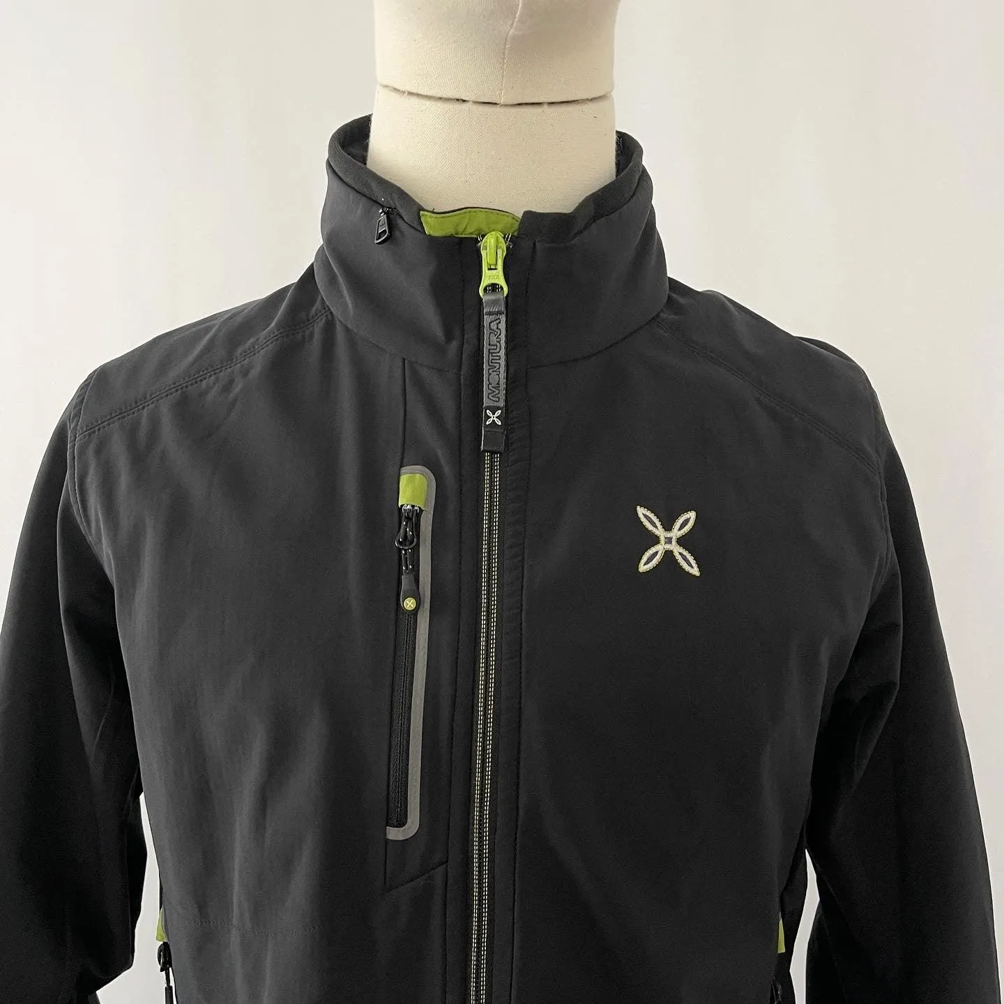 MONTURA Jacket